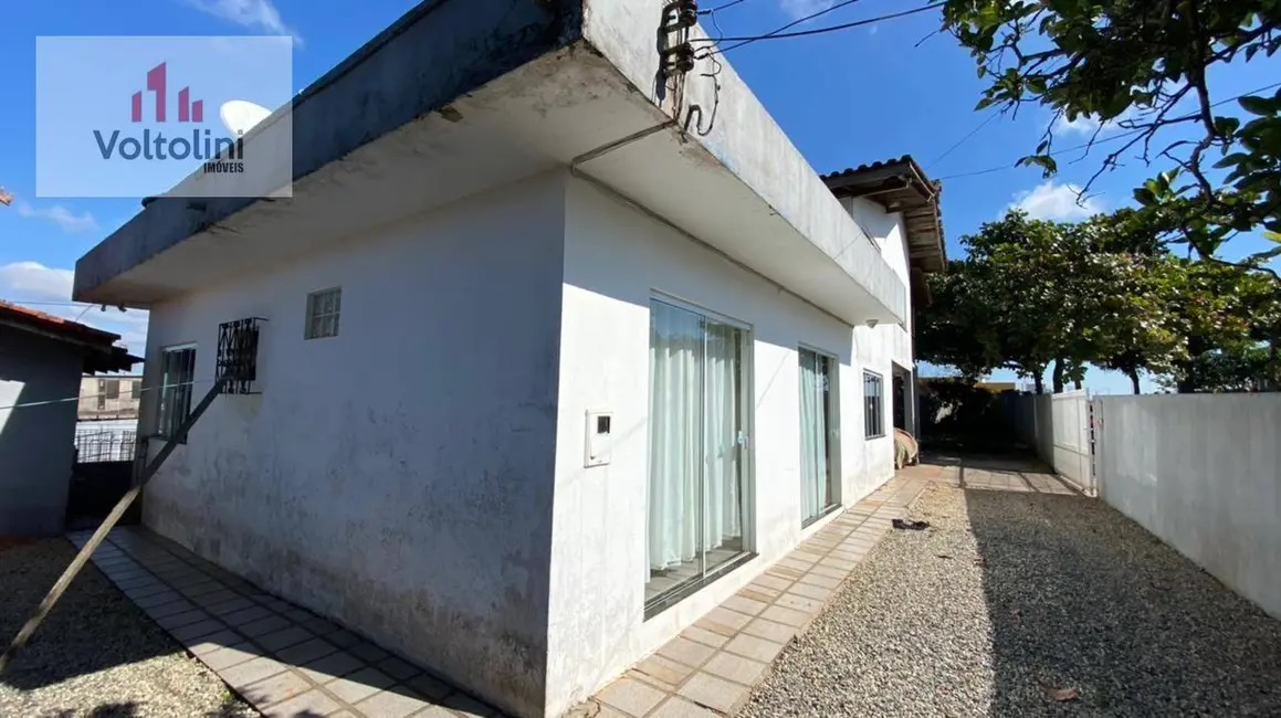 Sobrado com 5 quartos à venda, 459m2 em Centro, Barra Velha - SC - imagem 9 Foto 9 de Sobrado com 5 quartos à venda, 459m2 em Centro, Barra Velha - SC