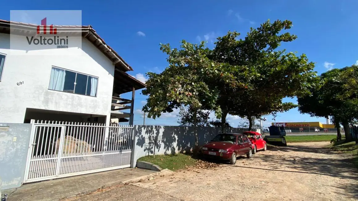 Sobrado com 5 quartos à venda, 459m2 em Centro, Barra Velha - SC - imagem 4 Foto 4 de Sobrado com 5 quartos à venda, 459m2 em Centro, Barra Velha - SC