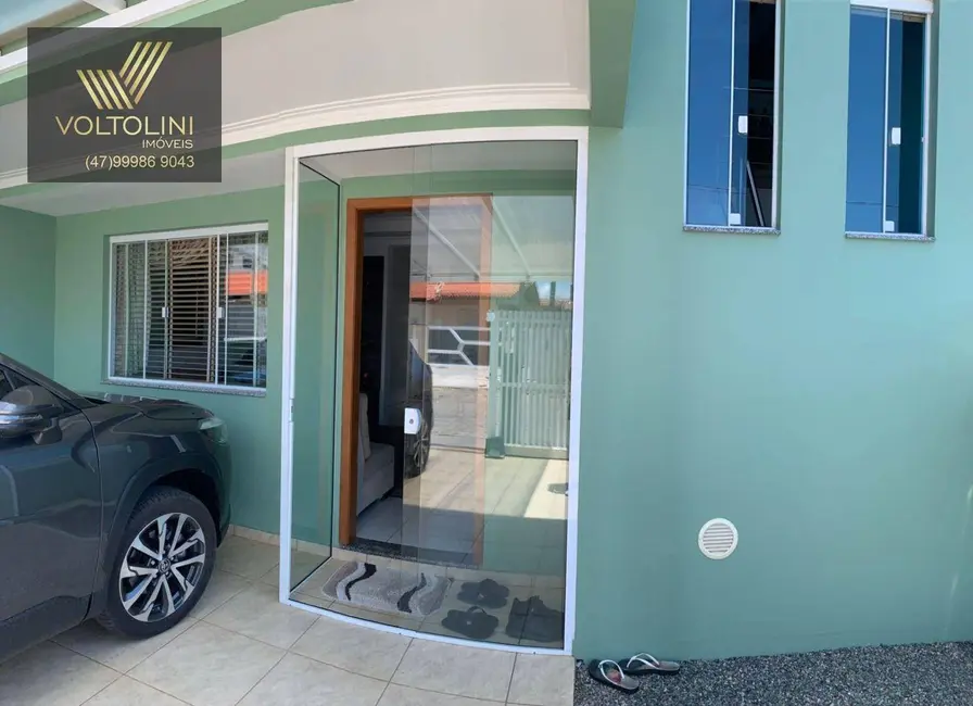 Sobrado com 2 quartos à venda, 110m2 em Barra Velha - SC - imagem 3 Foto 3 de Sobrado com 2 quartos à venda, 110m2 em Barra Velha - SC