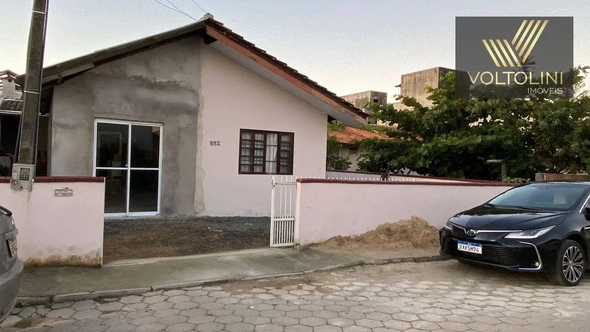 Foto 1 de Casa com 1 quarto à venda, 219m2 em Barra Velha - SC