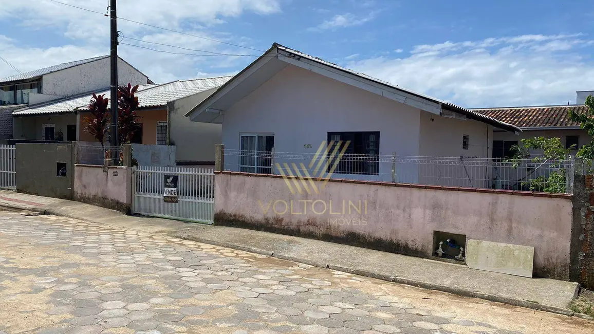 Foto 1 de Casa com 2 quartos à venda, 219m2 em Barra Velha - SC