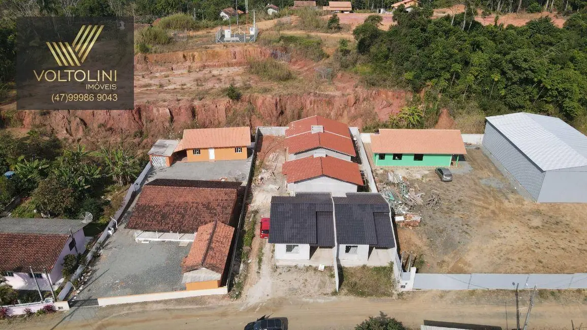 Foto 6 de Casa com 2 quartos à venda, 65m2 em Barra Velha - SC