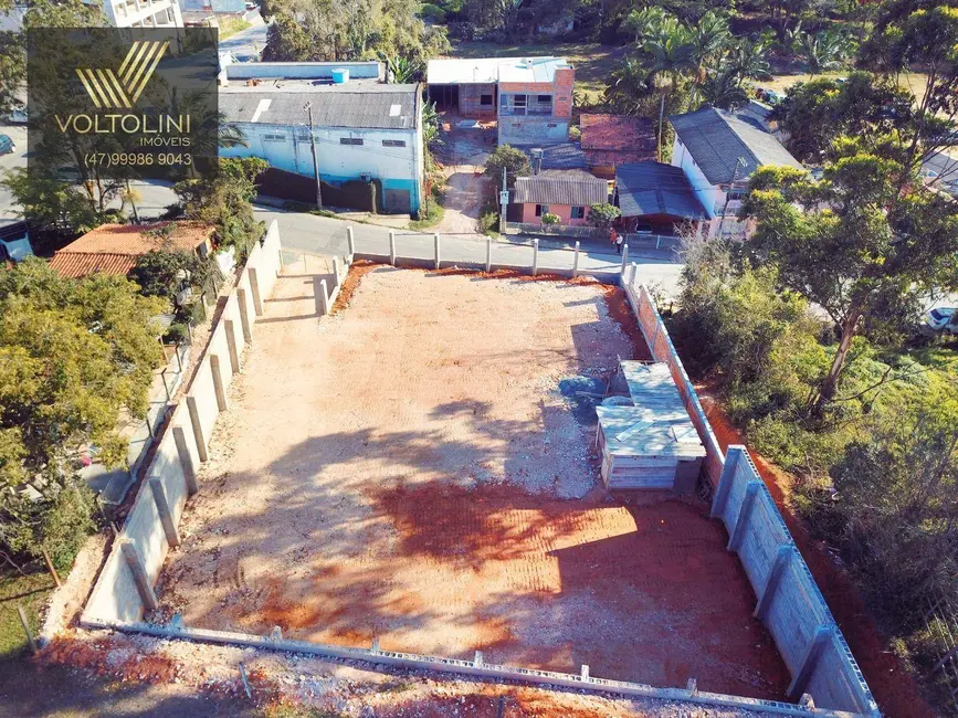 Foto 5 de Terreno / Lote à venda, 816m2 em Balneario Picarras - SC