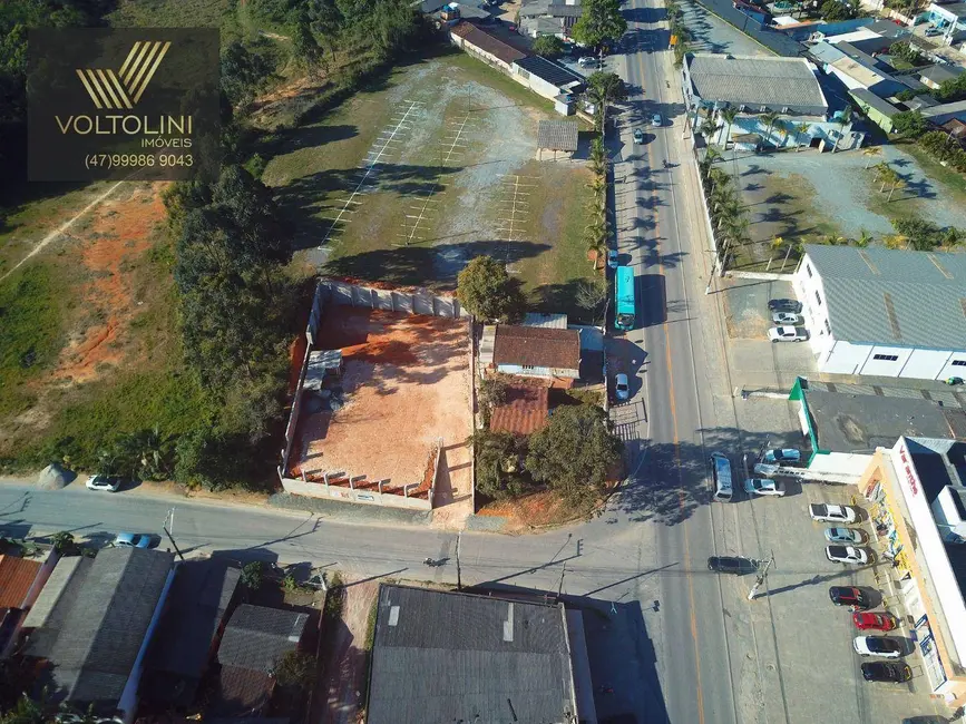 Foto 3 de Terreno / Lote à venda, 816m2 em Balneario Picarras - SC