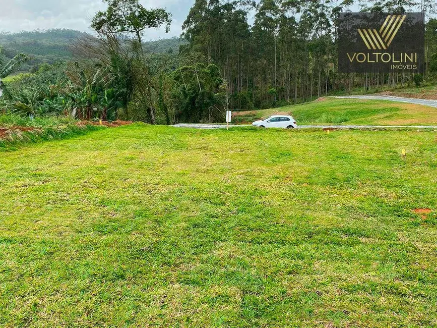 Foto 2 de Terreno / Lote à venda, 306m2 em Centro, Sao Joao Do Itaperiu - SC