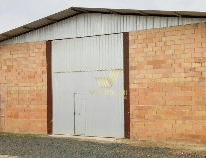 Foto 1 de Armazém / Galpão à venda, 240m2 em Barra Velha - SC
