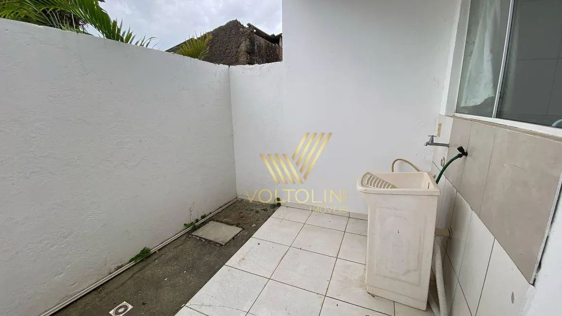 Foto 5 de Casa com 2 quartos à venda, 84m2 em Centro, Barra Velha - SC