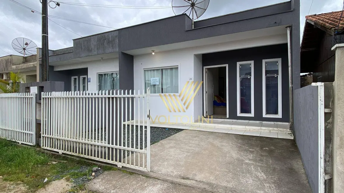 Foto 2 de Casa com 2 quartos à venda, 84m2 em Centro, Barra Velha - SC