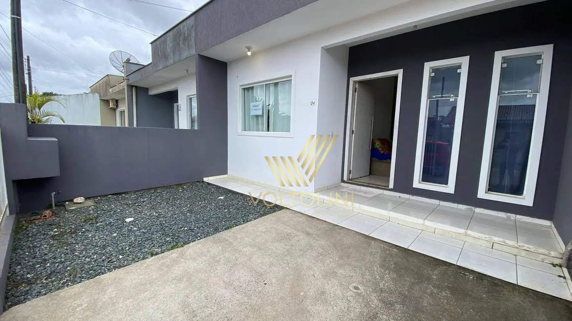 Foto 1 de Casa com 2 quartos à venda, 84m2 em Centro, Barra Velha - SC