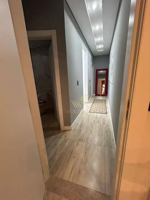 Foto 2 de Sobrado com 3 quartos à venda, 150m2 em Barra Velha - SC
