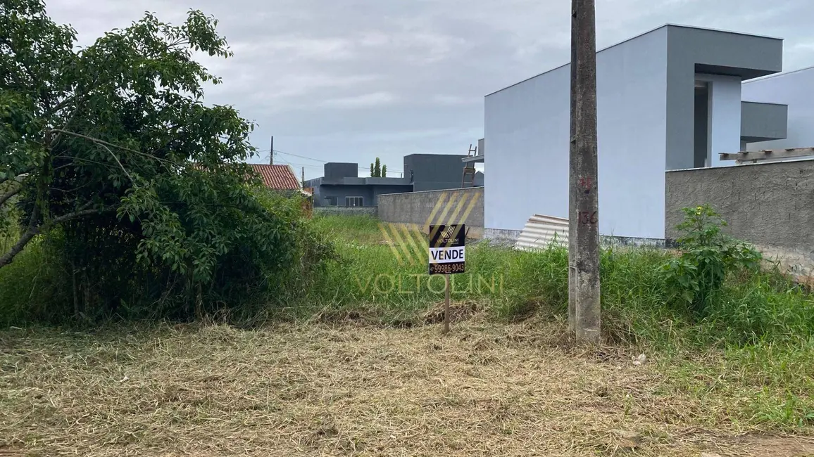 Foto 1 de Terreno / Lote à venda, 450m2 em Barra Velha - SC