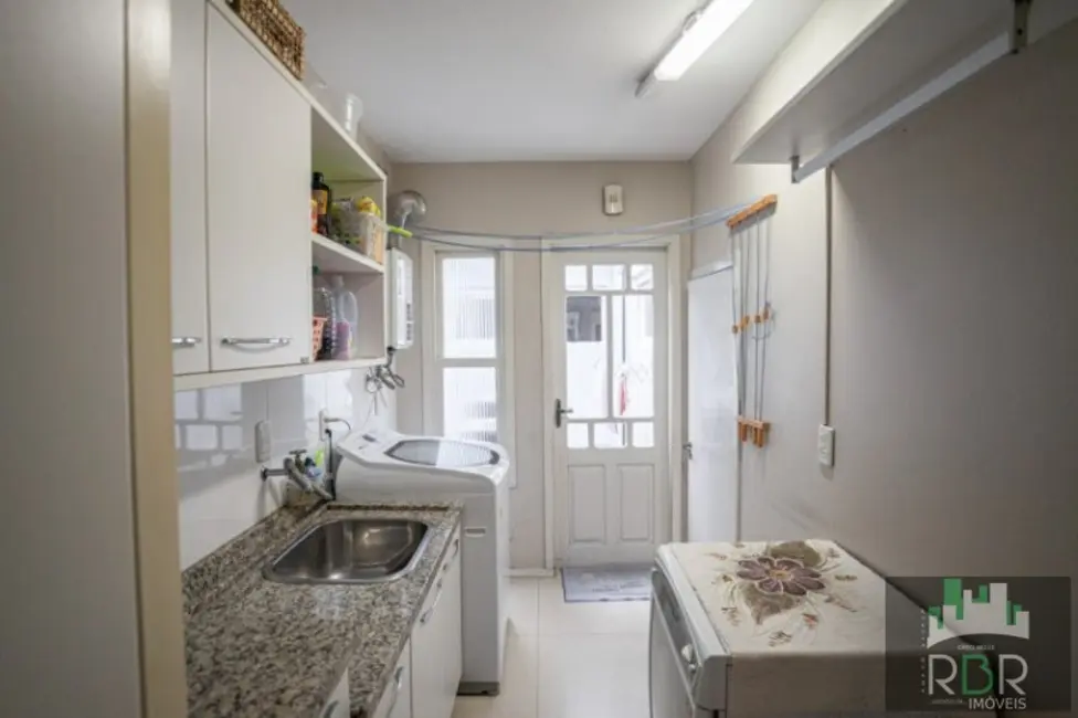 Foto 6 de Casa com 4 quartos à venda, 223m2 em Torres - RS