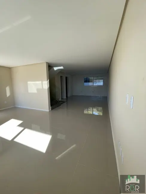 Foto 12 de Sobrado com 3 quartos à venda, 181m2 em Caxias Do Sul - RS