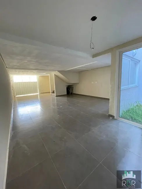 Foto 10 de Sobrado com 3 quartos à venda, 181m2 em Caxias Do Sul - RS