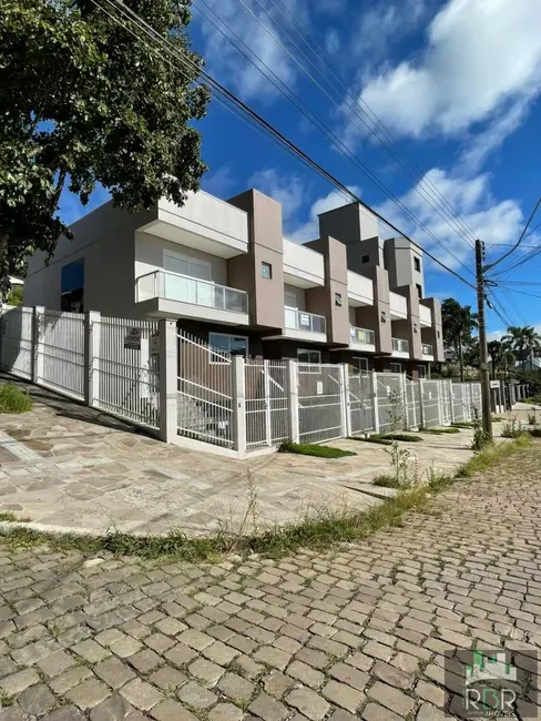 Foto 1 de Sobrado com 3 quartos à venda, 181m2 em Caxias Do Sul - RS