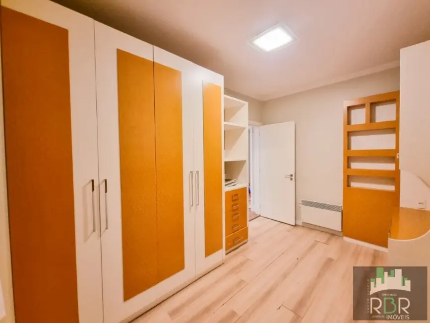 Casa com 3 quartos à venda, 178m2 em Desvio Rizzo, Caxias Do Sul - RS - imagem 9 Foto 9 de Casa com 3 quartos à venda, 178m2 em Desvio Rizzo, Caxias Do Sul - RS