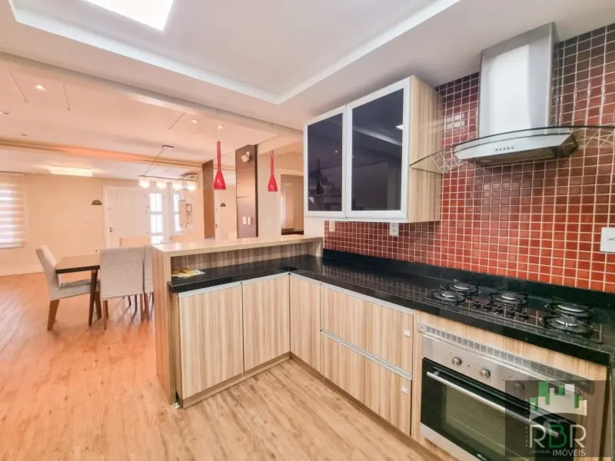 Casa com 3 quartos à venda, 178m2 em Desvio Rizzo, Caxias Do Sul - RS - imagem 8 Foto 8 de Casa com 3 quartos à venda, 178m2 em Desvio Rizzo, Caxias Do Sul - RS