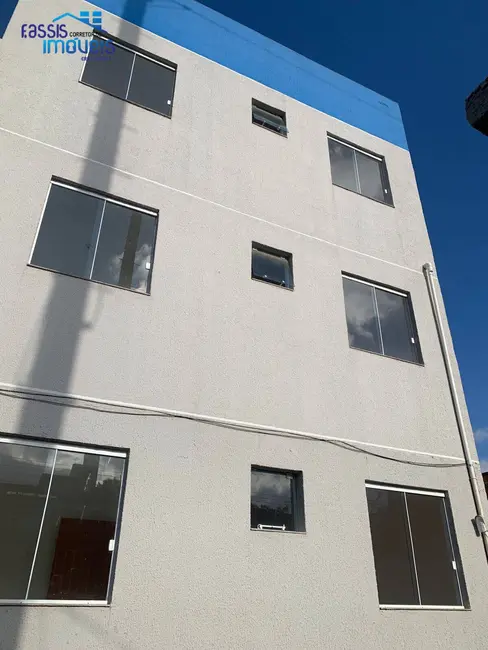 Foto 5 de Apartamento com 2 quartos à venda, 44m2 em Maracanã, Colombo - PR