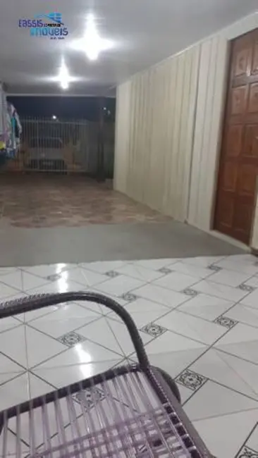 Casa com 3 quartos à venda, 50m2 em Guarituba, Piraquara - PR - imagem 6 Foto 6 de Casa com 3 quartos à venda, 50m2 em Guarituba, Piraquara - PR