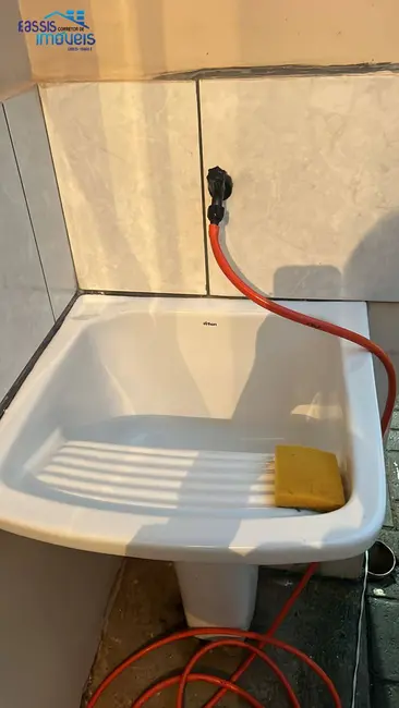 Foto 4 de Casa com 1 quarto para alugar, 29m2 em Guaraituba, Colombo - PR