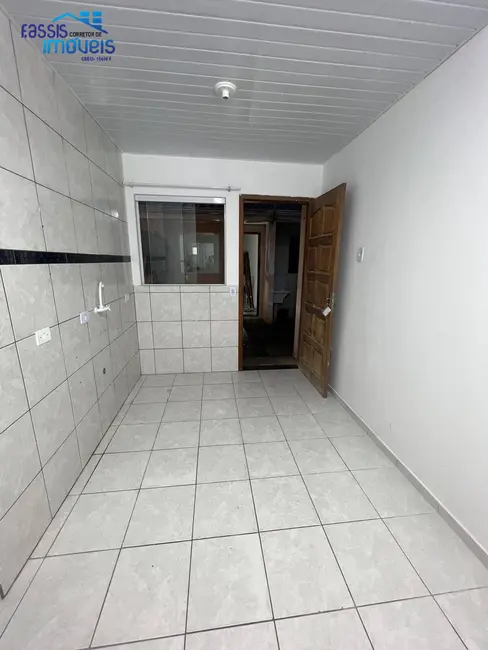 Foto 7 de Casa com 1 quarto para alugar, 29m2 em Guaraituba, Colombo - PR