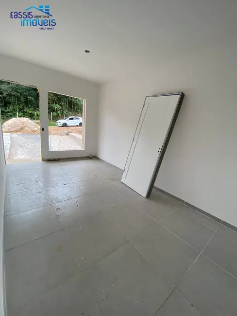 Casa com 3 quartos à venda, 99m2 em São Dimas, Colombo - PR - imagem 3 Foto 3 de Casa com 3 quartos à venda, 99m2 em São Dimas, Colombo - PR