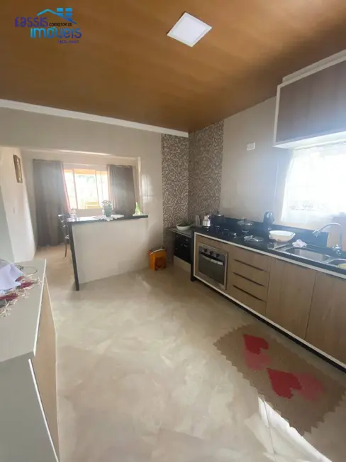 Casa com 1 quarto à venda, 360m2 em São Dimas, Colombo - PR - imagem 8 Foto 8 de Casa com 1 quarto à venda, 360m2 em São Dimas, Colombo - PR