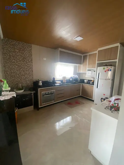 Casa com 1 quarto à venda, 360m2 em São Dimas, Colombo - PR - imagem 9 Foto 9 de Casa com 1 quarto à venda, 360m2 em São Dimas, Colombo - PR