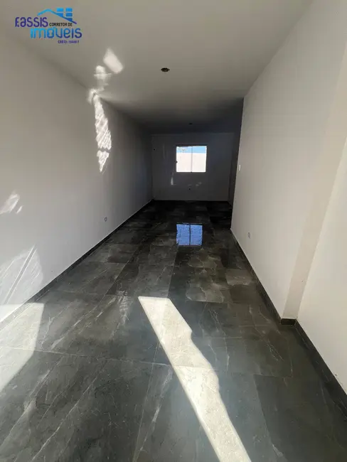 Sobrado com 3 quartos à venda, 102m2 em Campo Pequeno, Colombo - PR - imagem 5 Foto 5 de Sobrado com 3 quartos à venda, 102m2 em Campo Pequeno, Colombo - PR