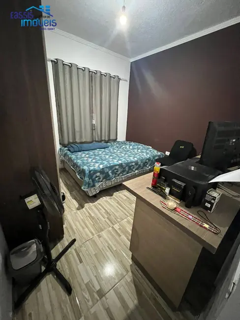 Foto 2 de Casa com 3 quartos à venda, 100m2 em Guaraituba, Colombo - PR