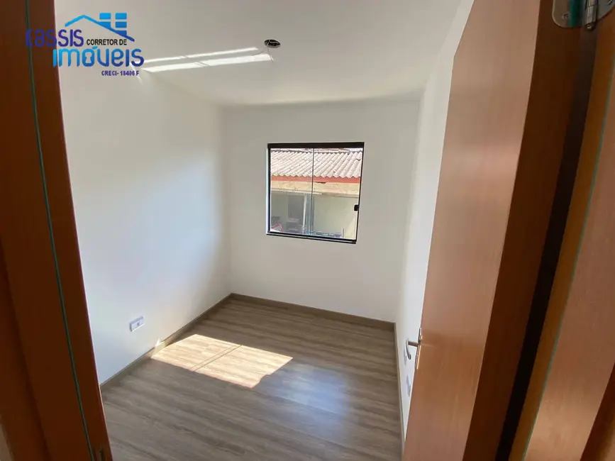 Casa com 3 quartos à venda, 60m2 em Guarani, Colombo - PR - imagem 5 Foto 5 de Casa com 3 quartos à venda, 60m2 em Guarani, Colombo - PR