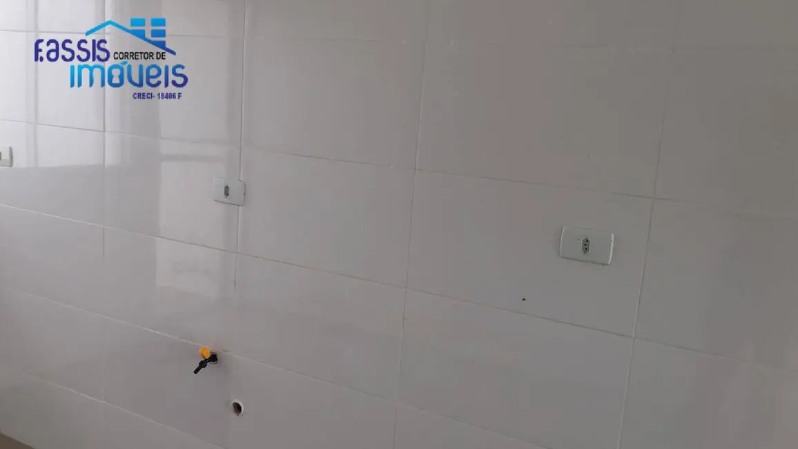 Casa com 3 quartos à venda, 57m2 em São Dimas, Colombo - PR - imagem 5 Foto 5 de Casa com 3 quartos à venda, 57m2 em São Dimas, Colombo - PR