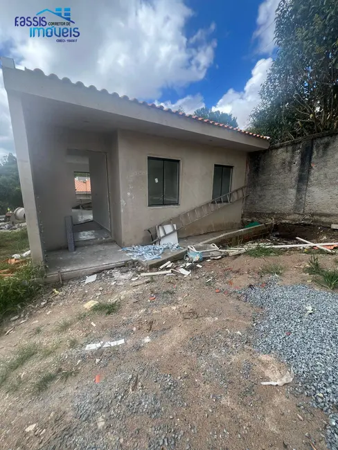 Casa com 3 quartos à venda, 60m2 em Das Graças, Colombo - PR - imagem 3 Foto 3 de Casa com 3 quartos à venda, 60m2 em Das Graças, Colombo - PR