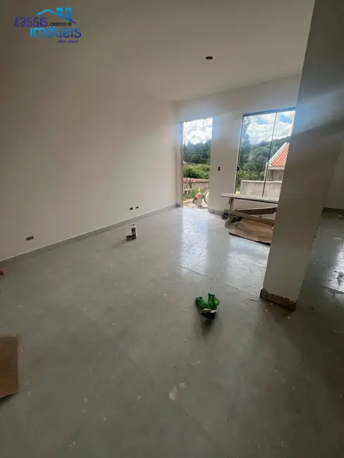 Casa com 3 quartos à venda, 60m2 em Das Graças, Colombo - PR - imagem 8 Foto 8 de Casa com 3 quartos à venda, 60m2 em Das Graças, Colombo - PR