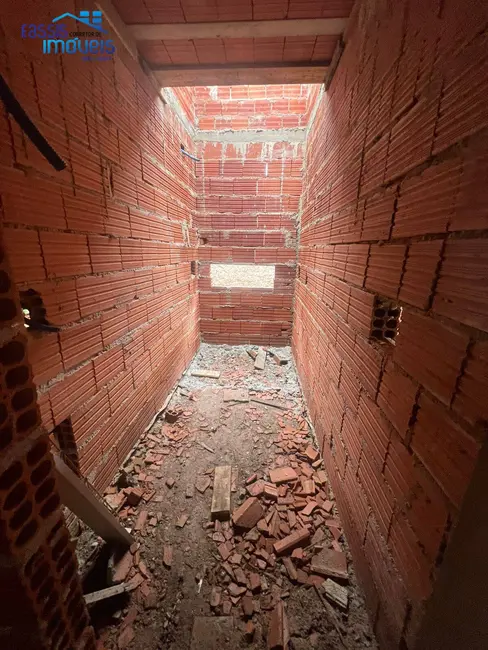 Casa com 3 quartos à venda, 82m2 em Guaraituba, Colombo - PR - imagem 4 Foto 4 de Casa com 3 quartos à venda, 82m2 em Guaraituba, Colombo - PR