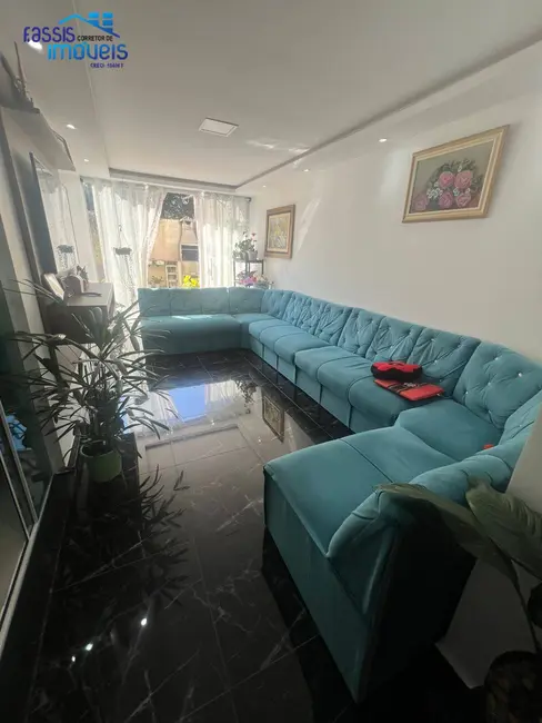 Apartamento com 2 quartos à venda, 64m2 em Rio Verde, Colombo - PR - imagem 5 Foto 5 de Apartamento com 2 quartos à venda, 64m2 em Rio Verde, Colombo - PR