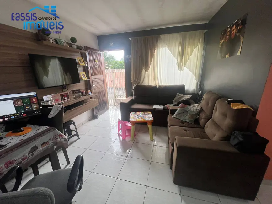 Casa com 3 quartos à venda, 50m2 em São Dimas, Colombo - PR - imagem 8 Foto 8 de Casa com 3 quartos à venda, 50m2 em São Dimas, Colombo - PR