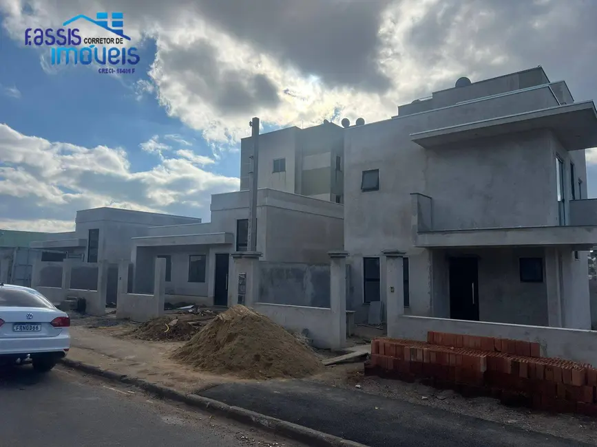 Sobrado com 3 quartos à venda, 88m2 em Paloma, Colombo - PR - imagem 2 Foto 2 de Sobrado com 3 quartos à venda, 88m2 em Paloma, Colombo - PR