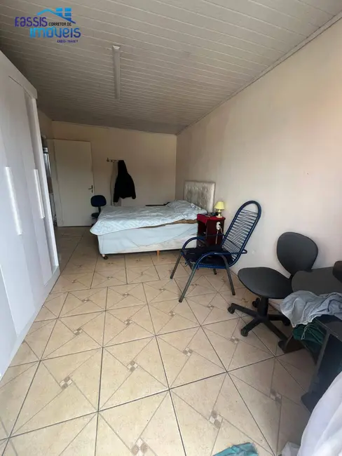 Sobrado com 2 quartos à venda, 130m2 em Maracanã, Colombo - PR - imagem 8 Foto 8 de Sobrado com 2 quartos à venda, 130m2 em Maracanã, Colombo - PR