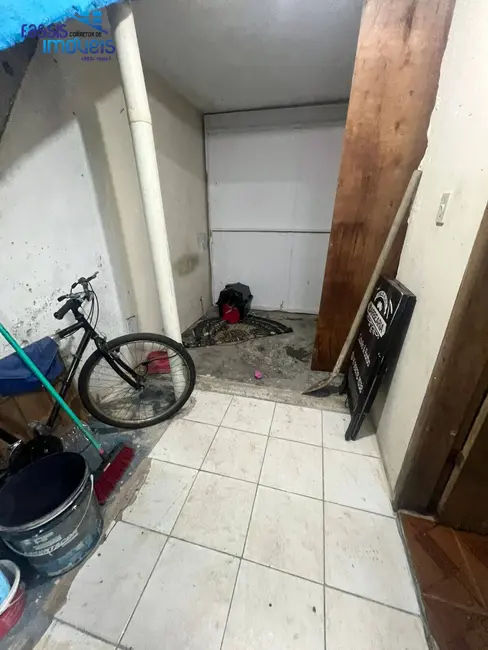 Sobrado com 2 quartos à venda, 130m2 em Maracanã, Colombo - PR - imagem 5 Foto 5 de Sobrado com 2 quartos à venda, 130m2 em Maracanã, Colombo - PR