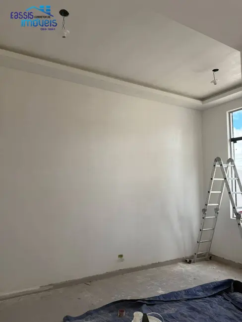 Foto 8 de Casa com 3 quartos à venda, 251m2 em Guarani, Colombo - PR
