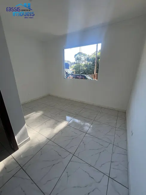 Casa com 3 quartos à venda, 199m2 em São Dimas, Colombo - PR - imagem 4 Foto 4 de Casa com 3 quartos à venda, 199m2 em São Dimas, Colombo - PR
