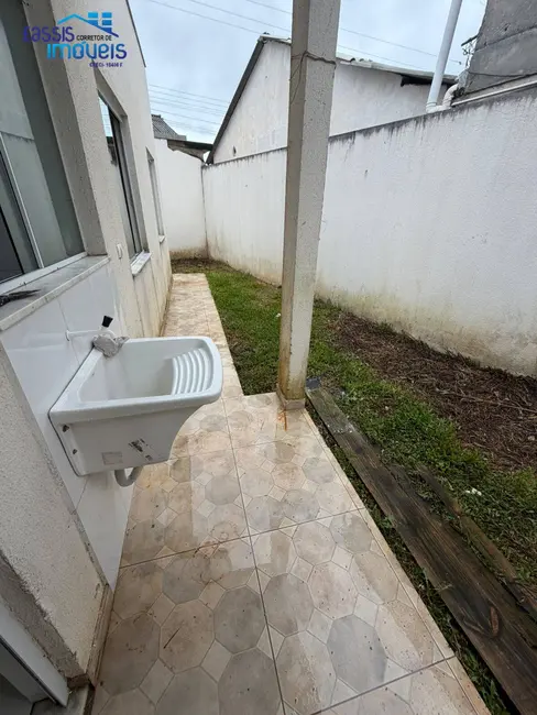 Foto 9 de Casa com 3 quartos para alugar, 56m2 em São Dimas, Colombo - PR