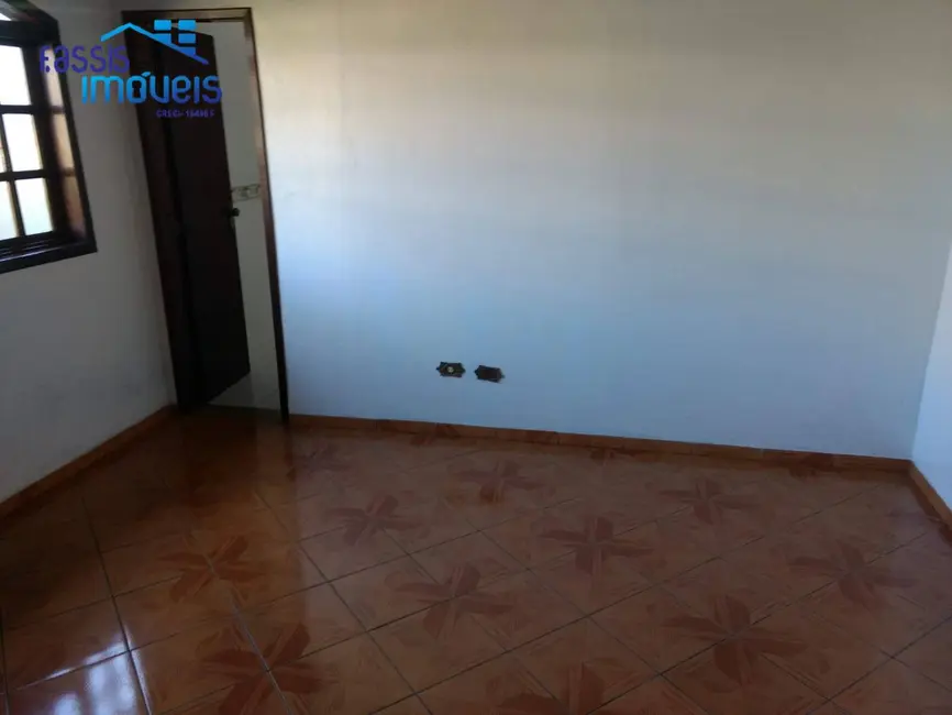 Casa com 4 quartos à venda, 182m2 em Guarani, Colombo - PR - imagem 7 Foto 7 de Casa com 4 quartos à venda, 182m2 em Guarani, Colombo - PR