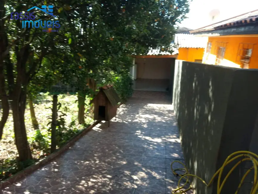 Casa com 4 quartos à venda, 182m2 em Guarani, Colombo - PR - imagem 4 Foto 4 de Casa com 4 quartos à venda, 182m2 em Guarani, Colombo - PR