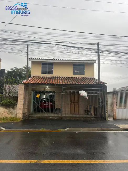 Foto 1 de Casa com 6 quartos à venda, 150m2 em Guaraituba, Colombo - PR