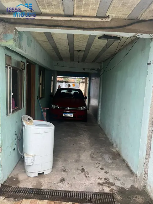 Foto 3 de Casa com 6 quartos à venda, 150m2 em Guaraituba, Colombo - PR