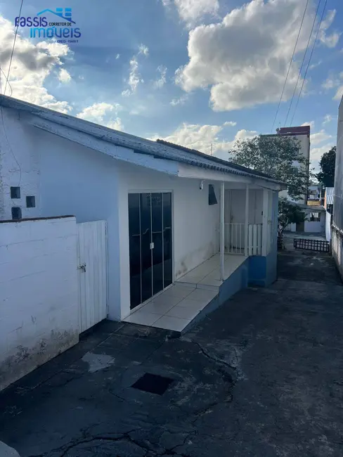 Foto 2 de Casa com 11 quartos à venda, 400m2 em Guaraituba, Colombo - PR