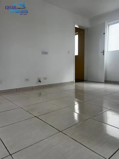 Foto 2 de Apartamento com 2 quartos à venda, 46m2 em Guaraituba, Colombo - PR
