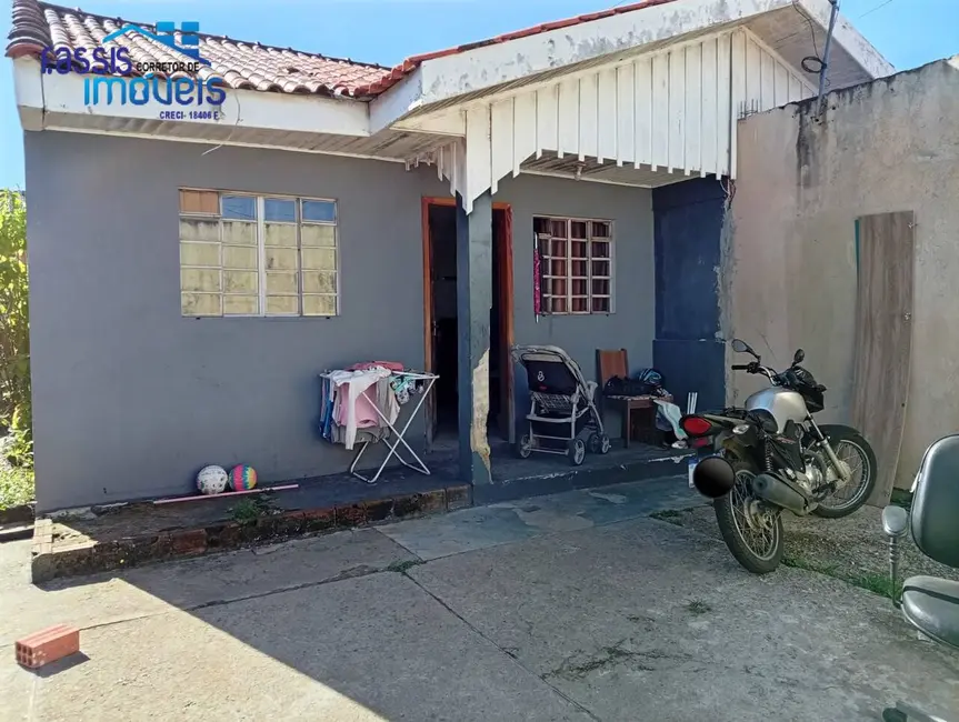 Foto 1 de Casa com 2 quartos à venda, 45m2 em Osasco, Colombo - PR